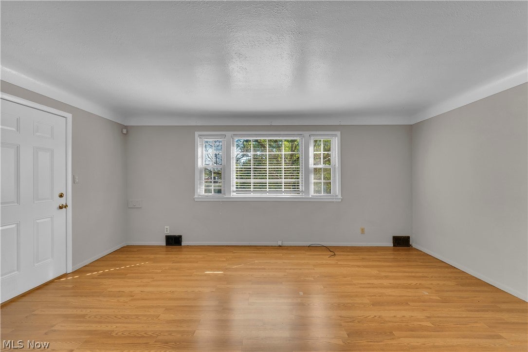 77 Solon Road 1/DN