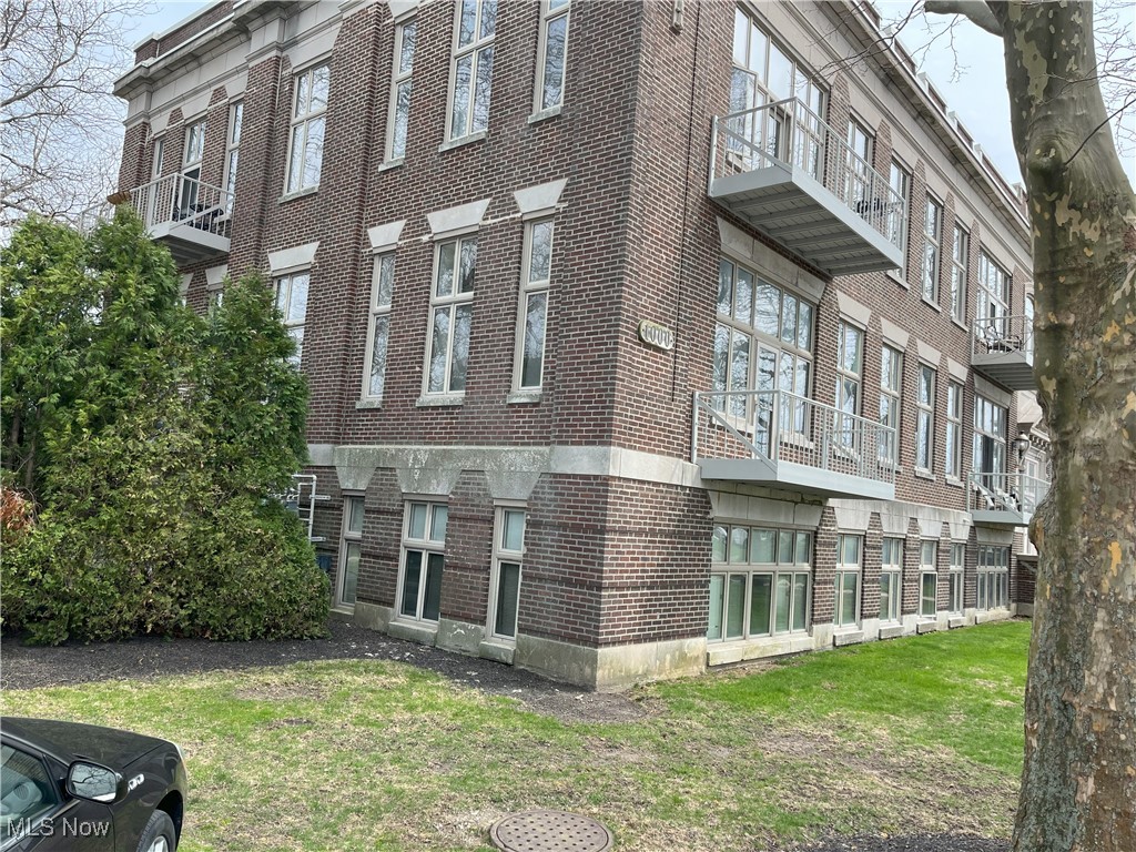 1000 2nd Street #202, Fairport Harbor, Ohio image 4