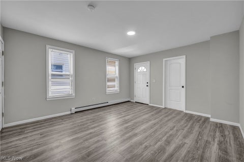 Tiny photo for 3010 Daisy Avenue #Up, Cleveland, OH 44109 (MLS # 5221240)