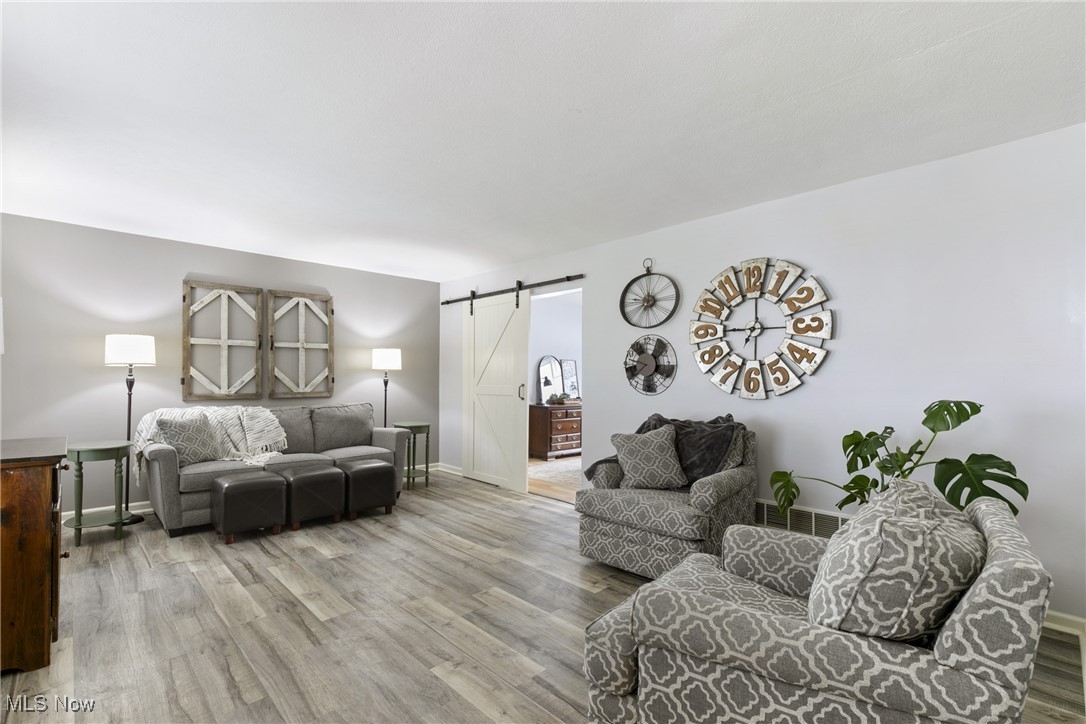47 Hunter Parkway, Cuyahoga Falls, Ohio image 3