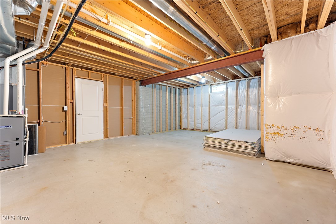 4433 Chevron Circle, Massillon, Ohio image 38