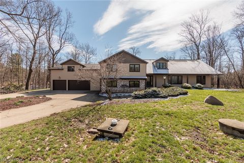 Homes For Sale - 45 River Road<br/> Hinckley, OH 44233