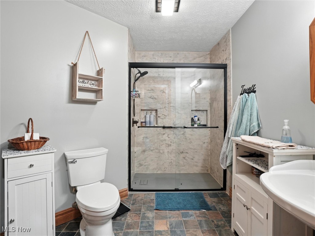 Austinburg, Ohio 44010, United States, 4 Bedrooms Bedrooms, ,3 BathroomsBathrooms,Residential,Active,165792