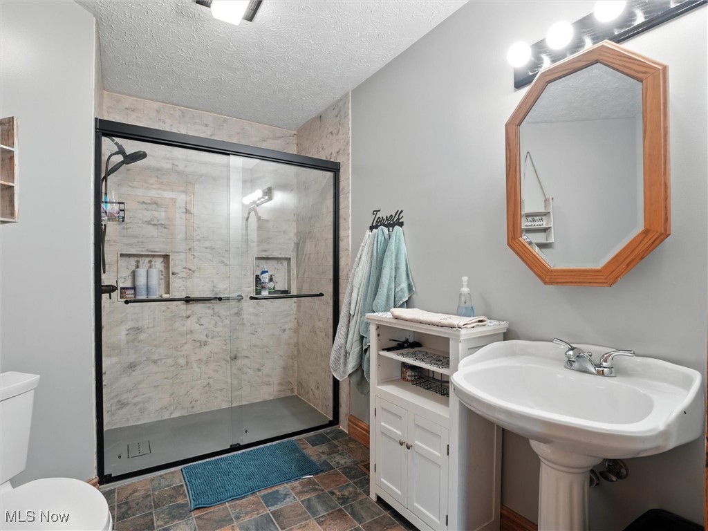 Austinburg, Ohio 44010, United States, 4 Bedrooms Bedrooms, ,3 BathroomsBathrooms,Residential,Active,165792