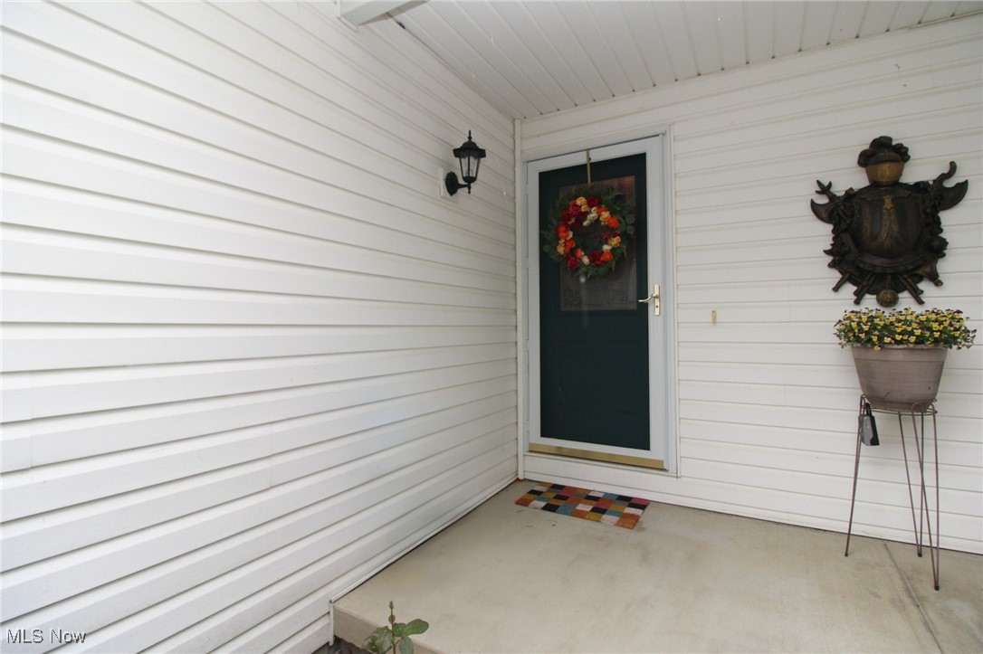 4321 Devonshire Drive, Youngstown, Ohio image 2