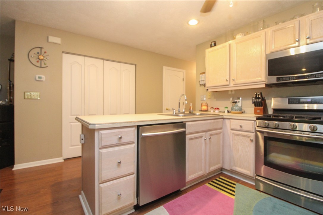4321 Devonshire Drive, Youngstown, Ohio image 4