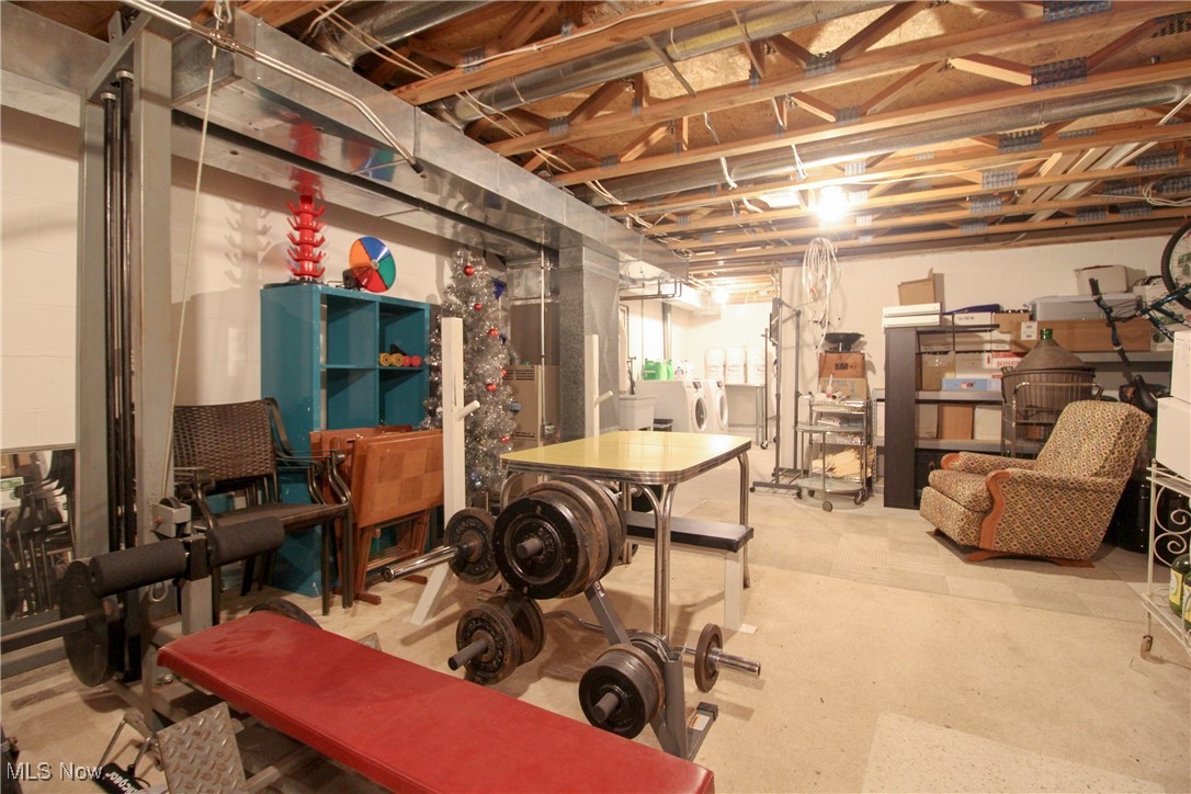 4321 Devonshire Drive, Youngstown, Ohio image 20