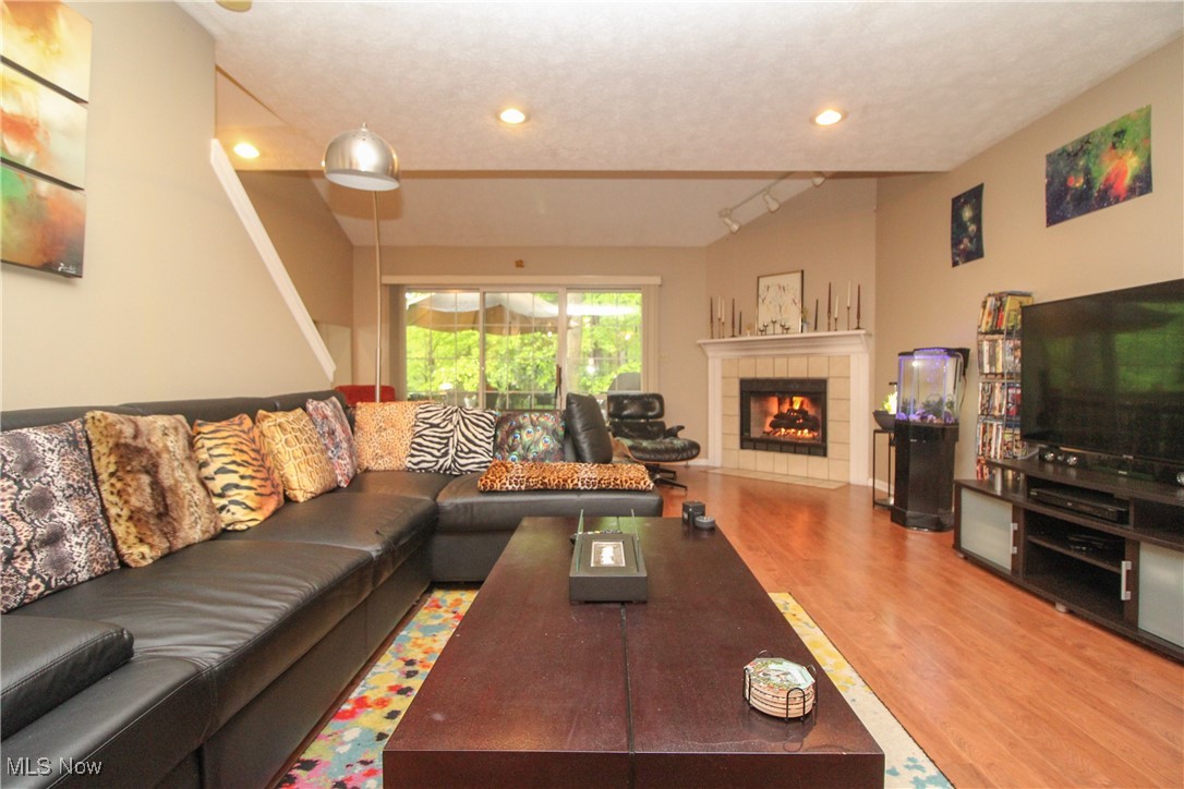 4321 Devonshire Drive, Youngstown, Ohio image 8
