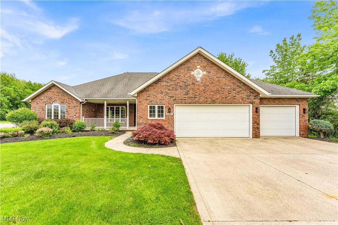 5327 Jaycox Road, North Ridgeville, Ohio image 1