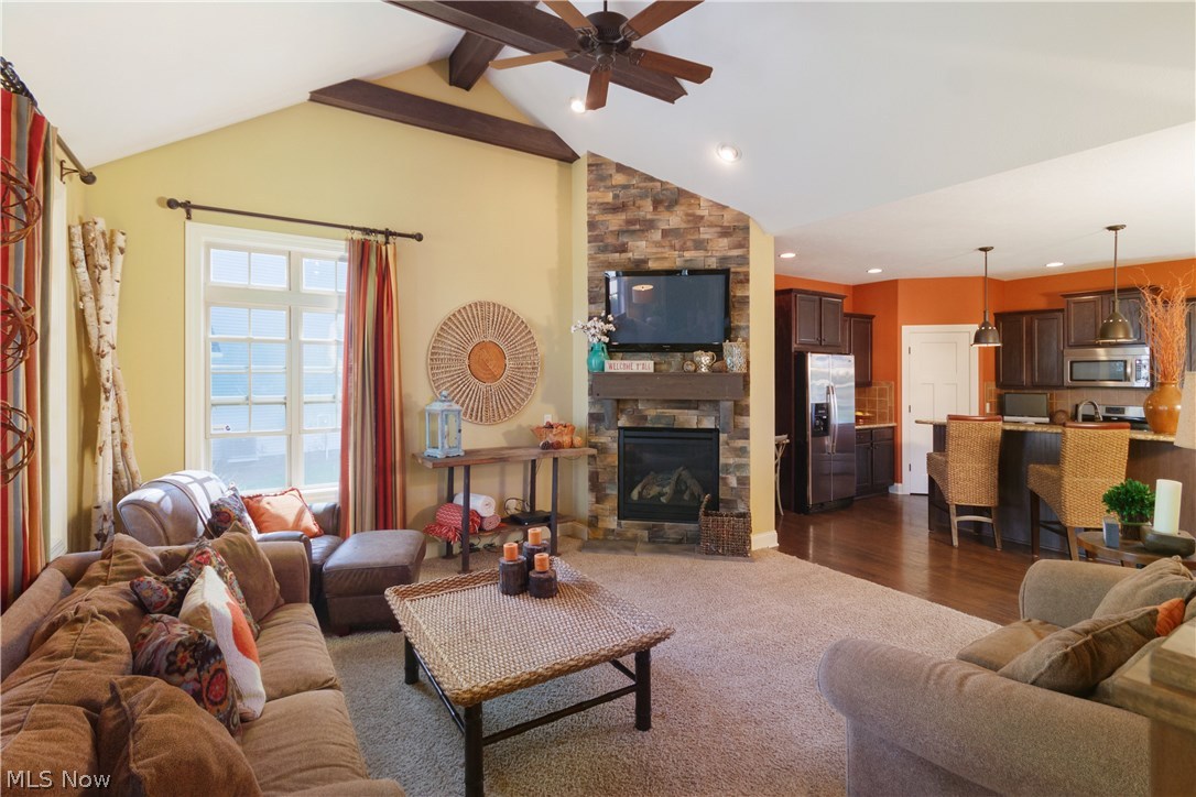 Danbury Glen Estates 01 - Residential