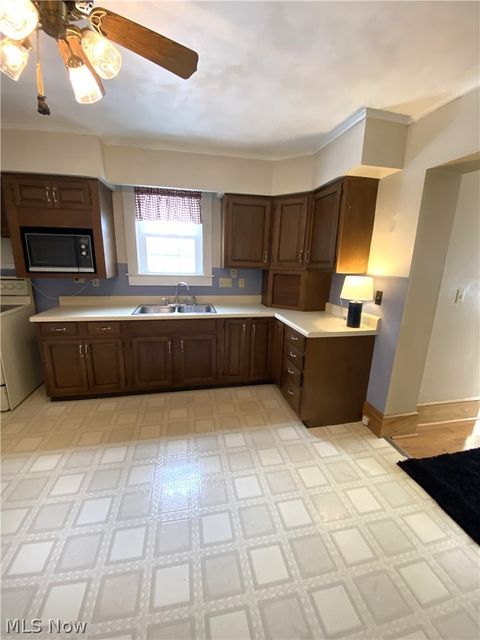 Tiny photo for 331 Alice Street, East Palestine, OH 44413 (MLS # 5194132)