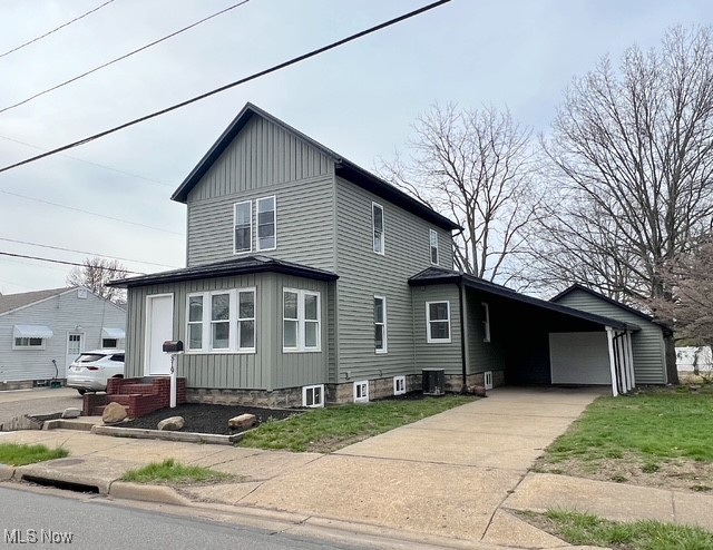 819 Wabash Avenue, New Philadelphia, Ohio image 1