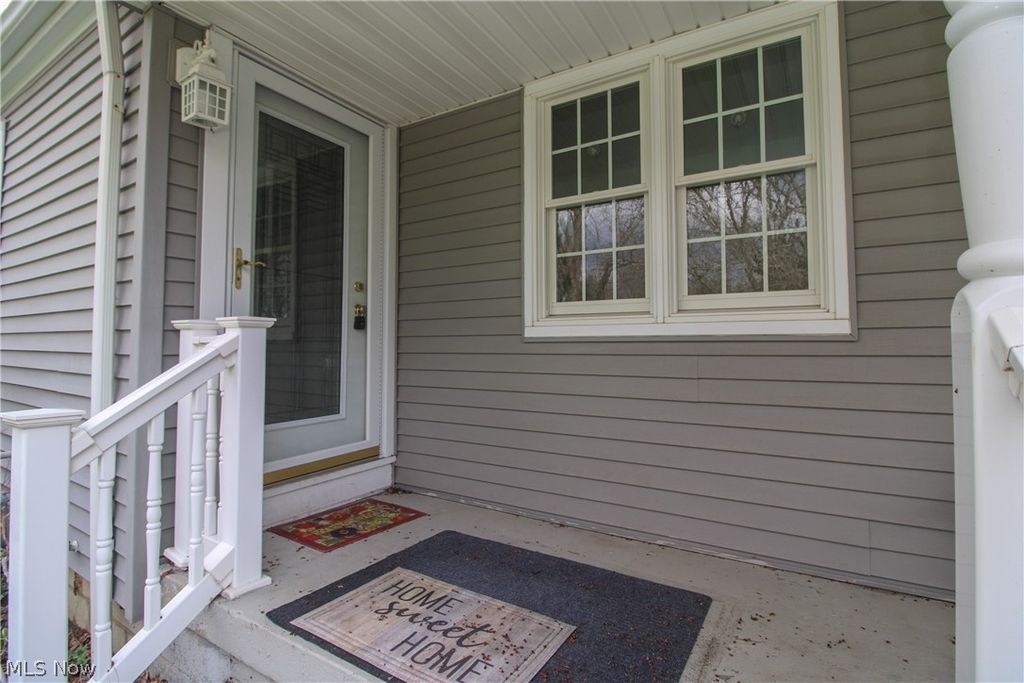 Photo of 4071 Burgett Lane, Canfield, OH 44406 (MLS # 5198740)