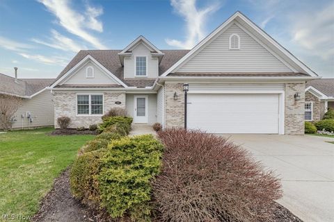 501 Falling Leaf Drive Seven Hills OH 44131