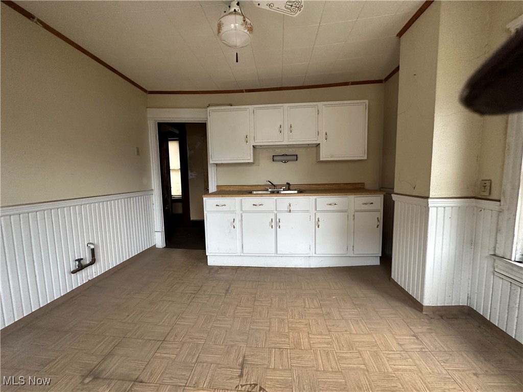 Wm Binghams Sub - Residential Income