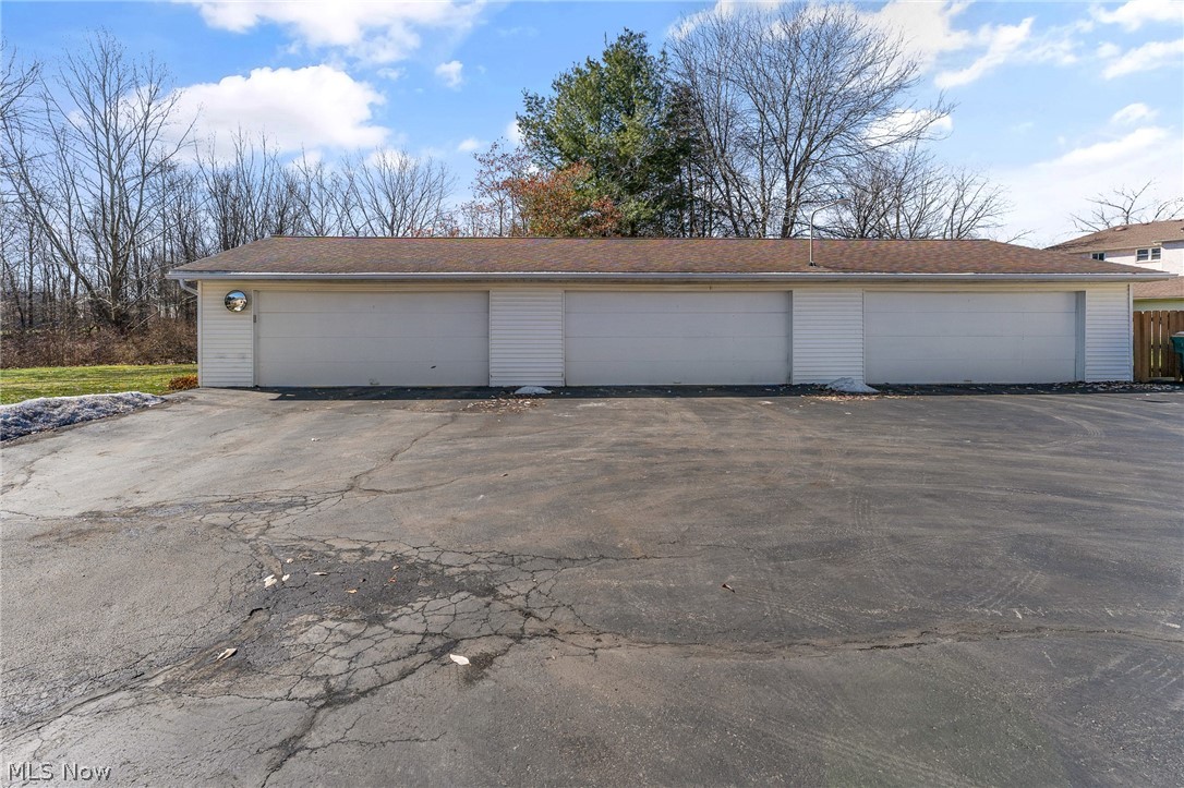 Presidential Square Condo - Residential