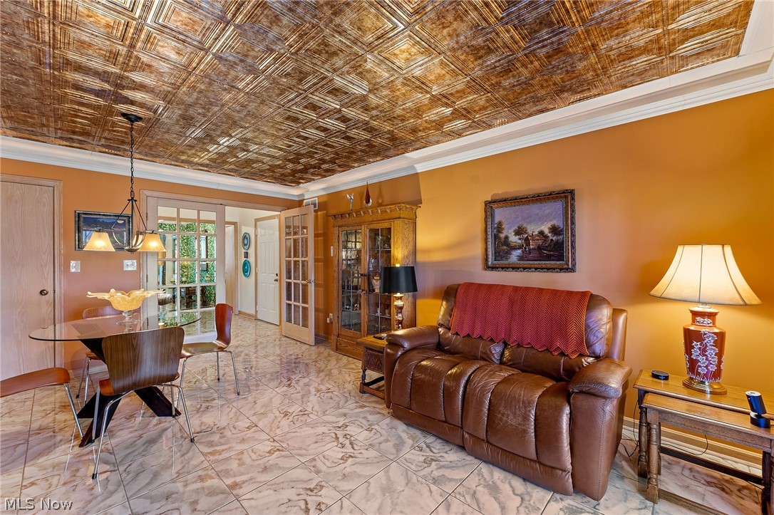 Presidential Square Condo - Residential