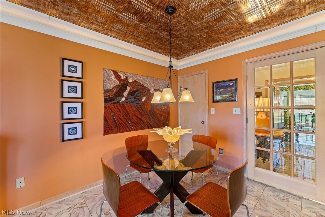 Presidential Square Condo - Residential