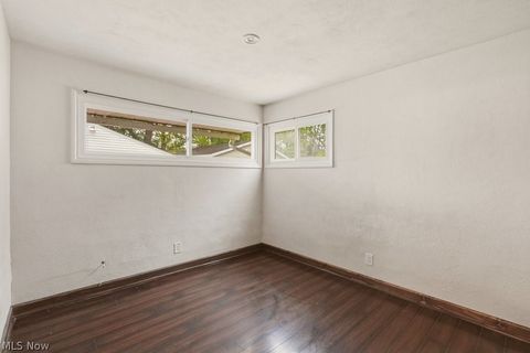 Tiny photo for 1637 Hanover Street, Cuyahoga Falls, OH 44221 (MLS # 5210005)