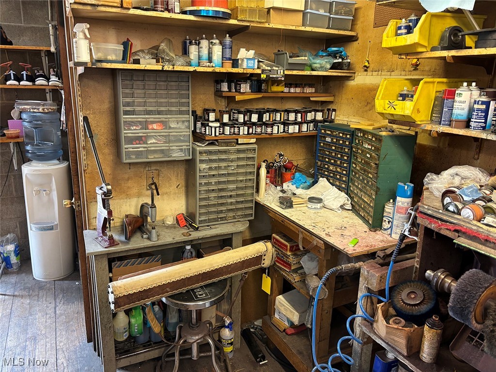 Canton - Commercial Sale