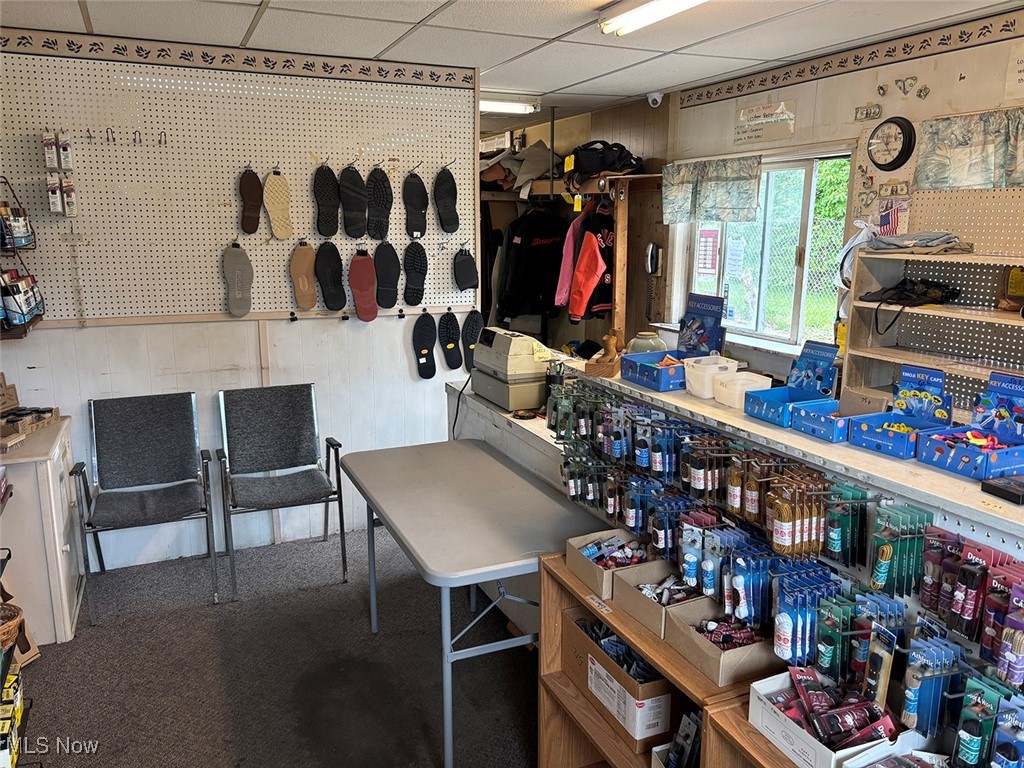 Canton - Commercial Sale