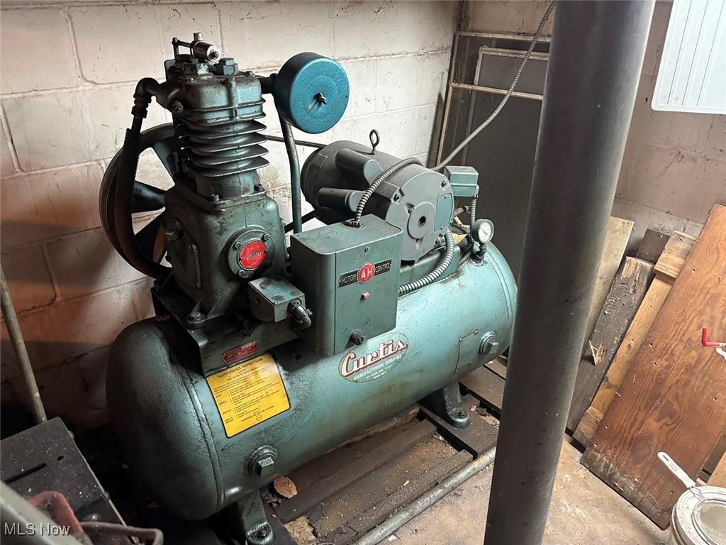 Canton - Commercial Sale
