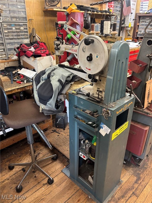 Canton - Commercial Sale