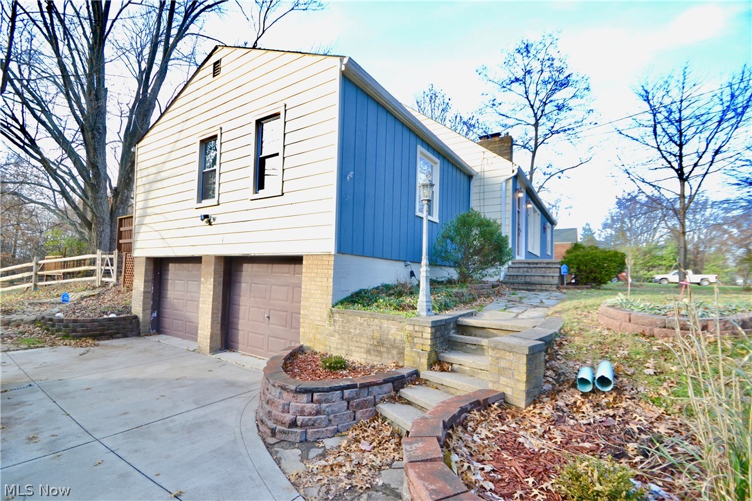 R I Curtis Mccreary-Oakwood Su - Residential