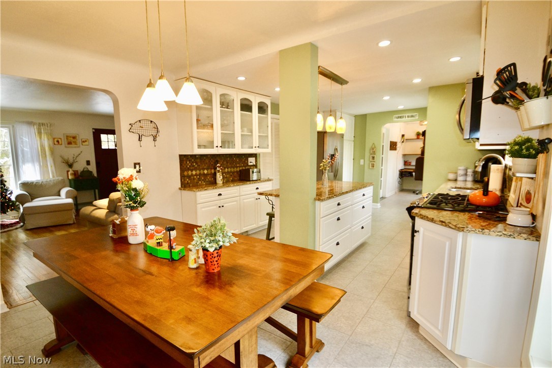 R I Curtis Mccreary-Oakwood Su - Residential