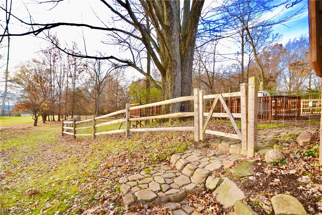 R I Curtis Mccreary-Oakwood Su - Residential