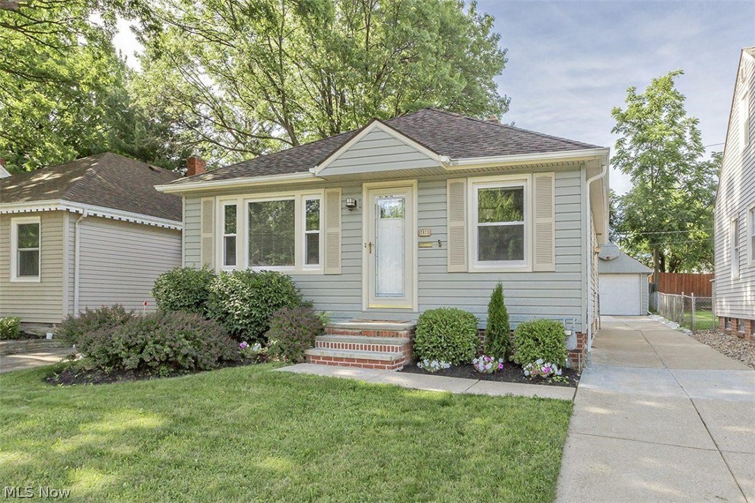 Fantastic ranch style house, remodeled to perfection! This beautiful home is located in the heart of Parma. Close to shopping, dining, schools, hospitals, parks. Here are just a few of its wonderful features: completely remodeled kitchen with stainless steel appliances, new kitchen cabinets, modern granite counter tops, crown molding. New windows, siding and roof. Engineer wood floors throughout the house, remodeled bathrooms. Whole house is freshly painted, fully finished basement with a full size bathroom, central a/c. Detached garage, and much more! Must see!!! You will fall in love with this beautiful house!!!
