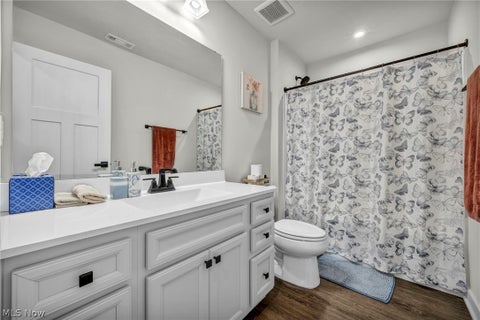 Tiny photo for 5394 Hawks Nest Circle, Sheffield Lake, OH 44054 (MLS # 5220375)
