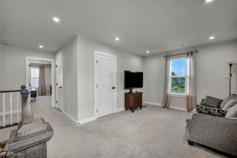 Tiny photo for 5394 Hawks Nest Circle, Sheffield Lake, OH 44054 (MLS # 5220375)