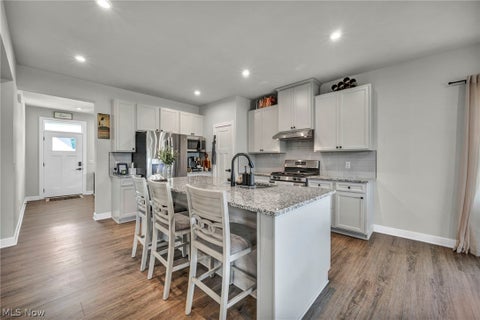 Tiny photo for 5394 Hawks Nest Circle, Sheffield Lake, OH 44054 (MLS # 5220375)