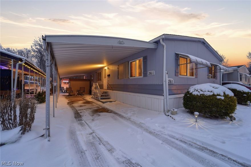 Welcome to 261 Chelsea Drive, a well-maintained 3-bedroom, 2-bath double wide manufactured home located in a highly sought-after 55+ community in Willoughby, Ohio. This spacious double wide offers comfortable single-level living with an open, functional layout designed for convenience and ease. The expansive living area flows seamlessly into the kitchen and dining space, creating a
welcoming environment for both everyday living and hosting guests. The primary suite features a private full bath and ample closet space, while two additional bedrooms provide flexibility for guests, hobbies, or a dedicated home office. With two full bathrooms and the added square footage that comes with a double wide design, this home offers room to spread out without the upkeep of a traditional single-family residence. A covered carport provides protected parking and everyday convenience, adding both value and practicality. Situated in one of Willoughby's most desirable 55+ communities, residents enjoy a quiet, established neighborhood
setting while remaining just minutes from shopping, restaurants, medical facilities, downtown Willoughby, and quick access to major highways. If you're looking for affordable, low-maintenance living in a sought-after Lake County location, this home presents an excellent opportunity. Schedule your private showing today.