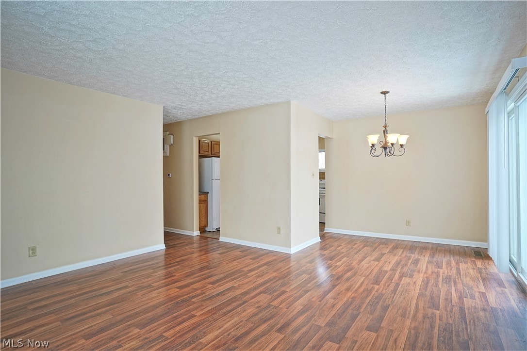 Kenilworth Manor - Residential