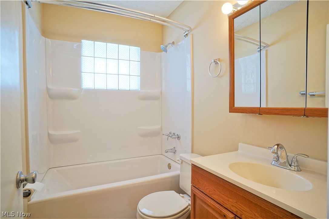 Kenilworth Manor - Residential