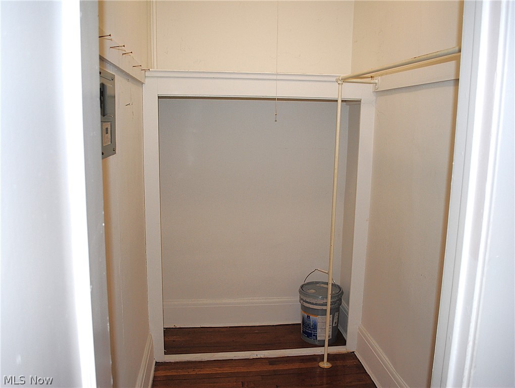 2685 Euclid Heights Boulevard 2