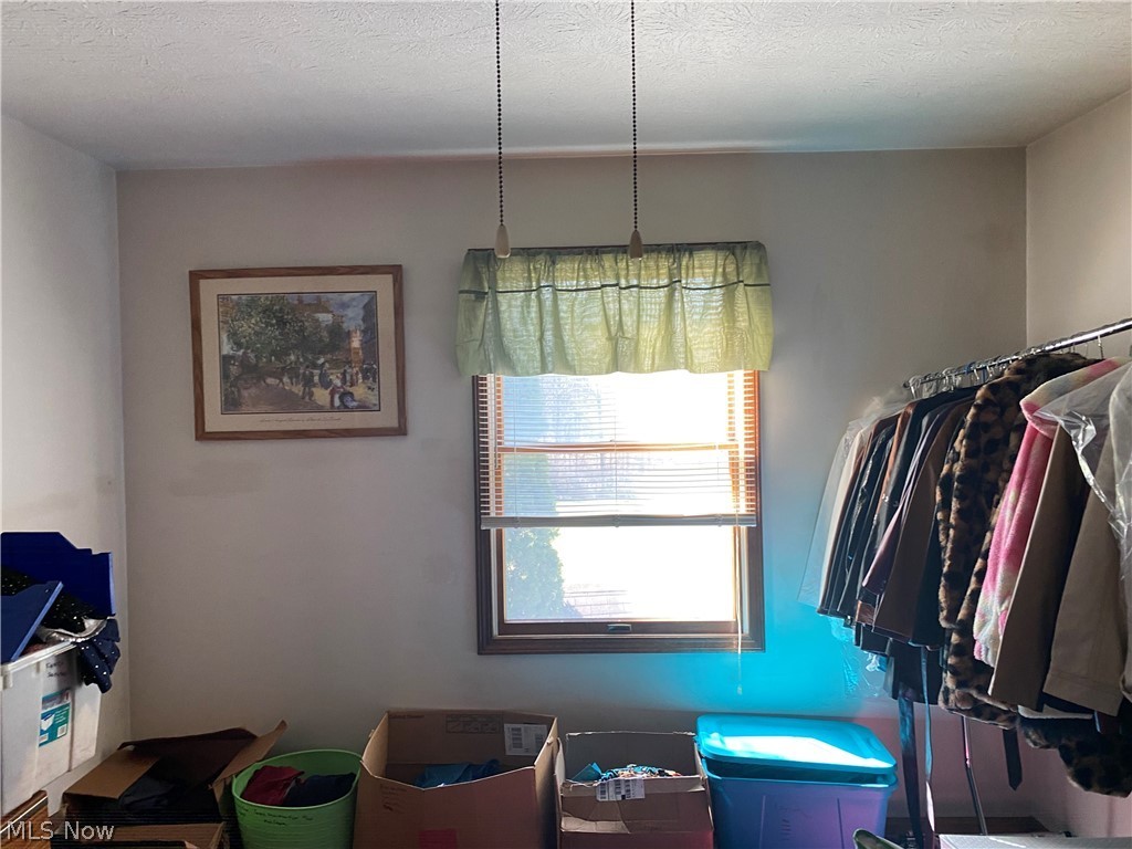 Mary Fenn Acres - Residential