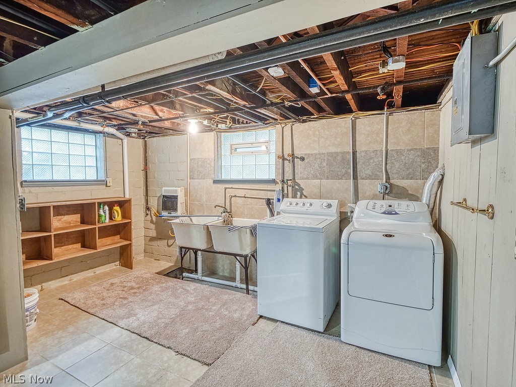 C L & L H Newells - Residential