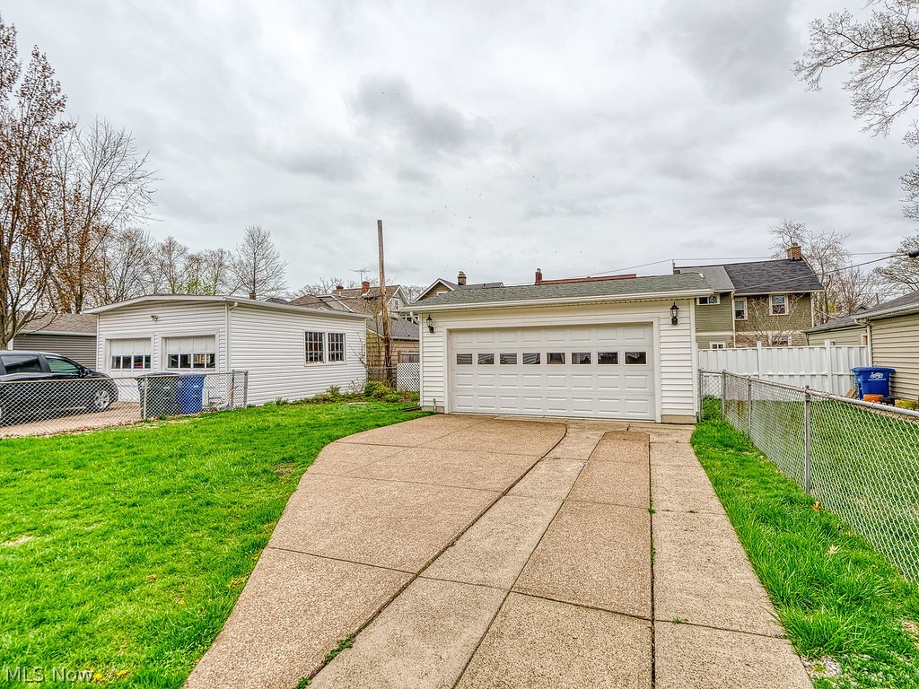 C L & L H Newells - Residential