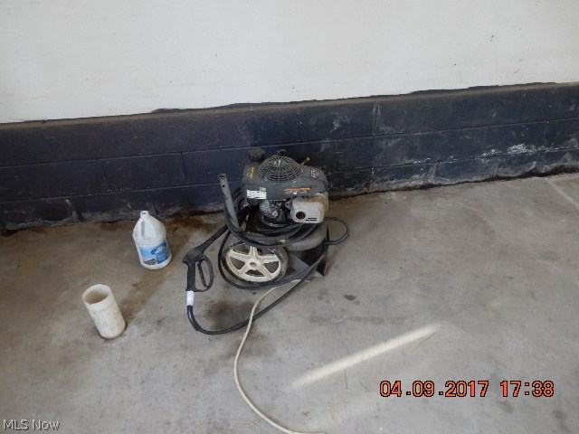 Connecticut Western Reserve - Residential