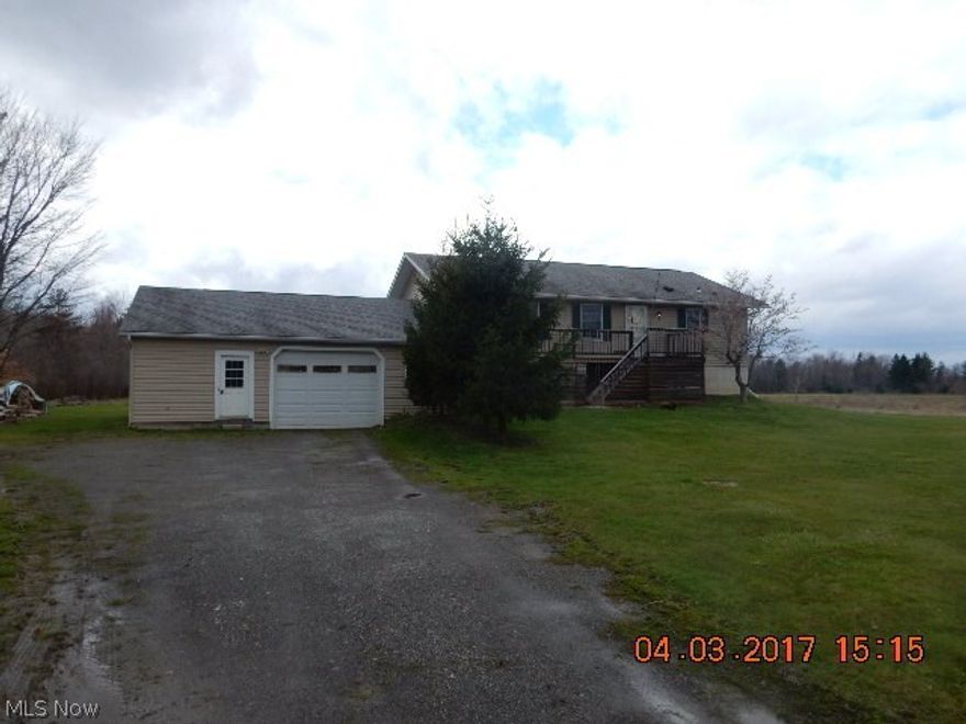 Raised ranch home in GOOD condition. Over-sized garage, full basement, fresh neutral paint and carpet.  WILL NOT LAST!!! Freddie Mac will offer home buyers and select nonprofits an opportunity to purchase HomeSteps homes prior to competition from investors through the Freddie Mac First Look Initiative. During the first 20 days, a home is listed for sale in the Multiple Listing Service ("MLS"), HomeSteps will consider purchase offers from owner occupants, second home purchasers, public entities or their designated partners. Buyers intending to purchase the property for investment or similar purposes may submit offers to the listing broker and HomeSteps will consider them after the initial 20 listing days have expired. First Look period expires 4/30/17.