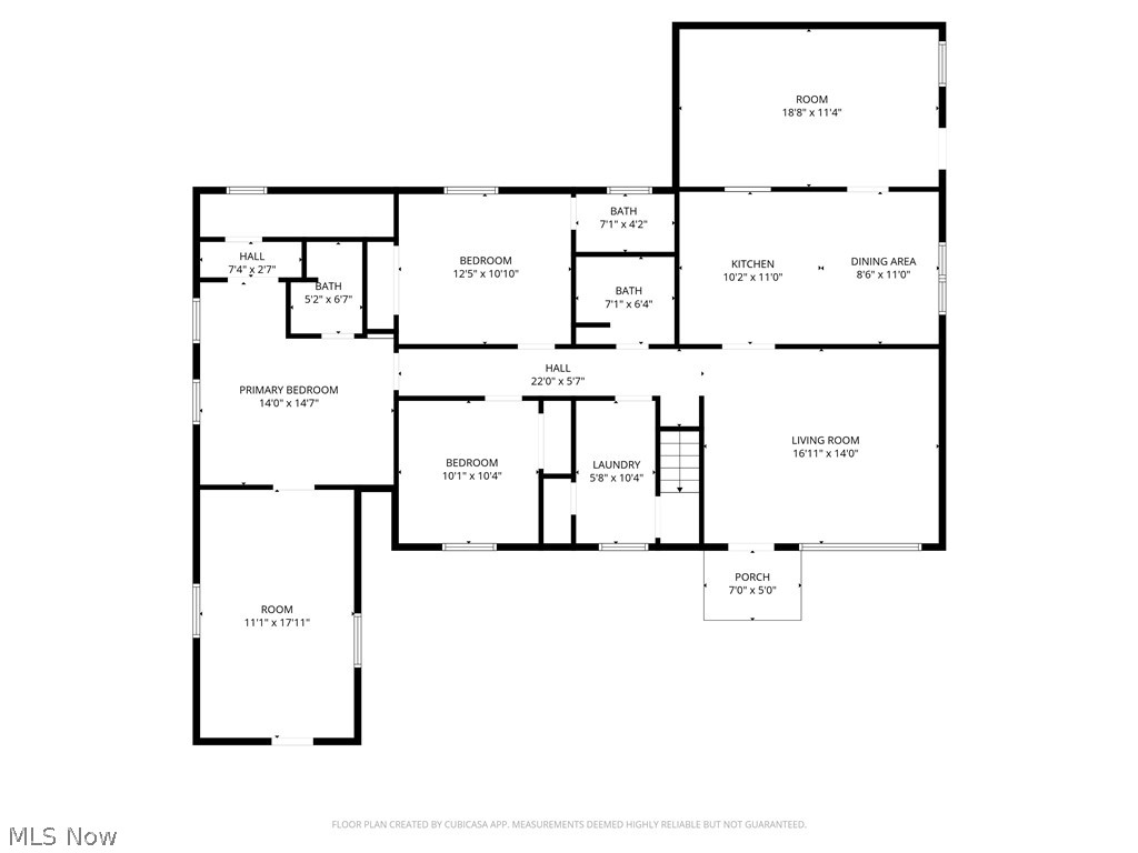 Main image without alt text