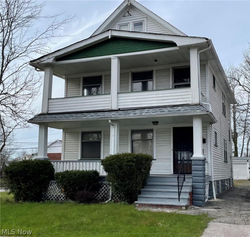 Calling all entrepreneurs!! This property is a MUST BUY for the knowledgeable investor. This fully leased duplex features 2 bedroom, 1 bath units, making the owner more than 1% ROI. Situated next to a vacant corner lot, this extra deep parcel provides tenants with back yard space for activities & a two car detached garage.
Updates Seller completed include new electric meters for both units (2022 & 2023), new hot water tank (2022), basement drain installed, inside painted, windows repaired. Seller providing new owners with transferable home warranty for extra peace of mind. Seller does not want to inconvenience tenants, no showings without an accepted offer.
***Please refer all questions & submit all offers to Keleigh Veraldo-Zucchero. ***