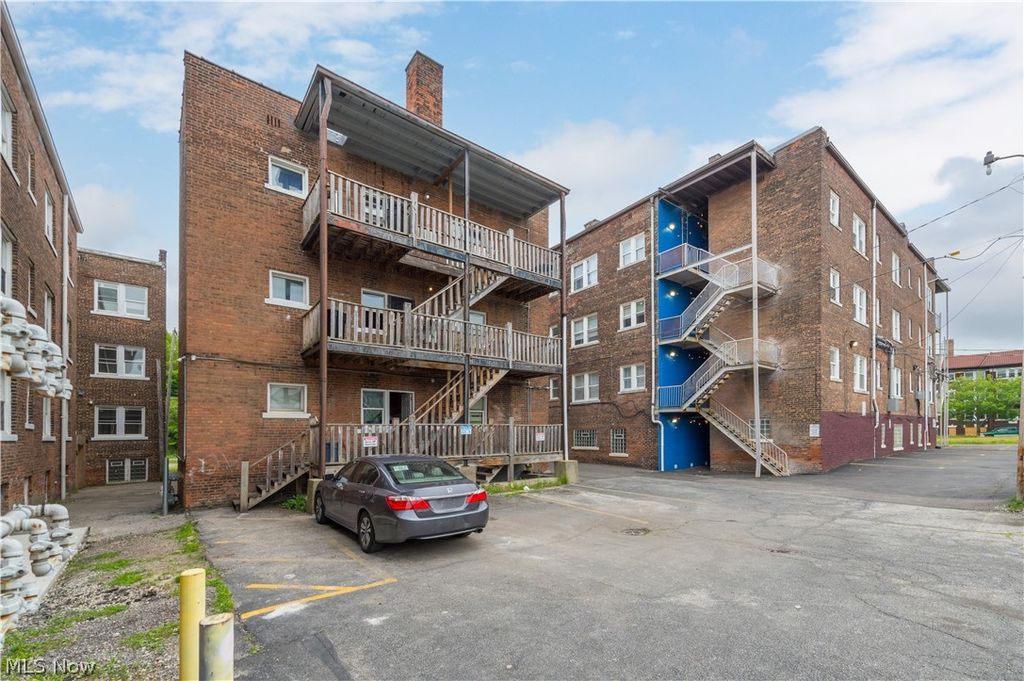 Photo of 14120 Superior Road, Cleveland, OH 44118 (MLS # 5199123)