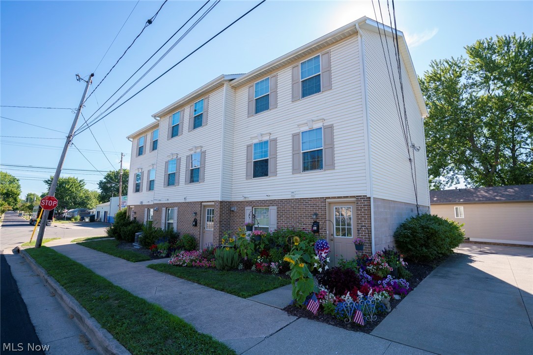 Springfield Heights - Residential Income