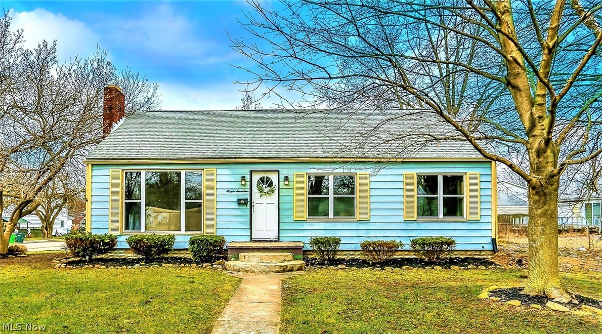 *MODERN Fully REMODELED Easy Living RANCH Showcases 1900 Sq. Ft Including A Finished Basement ~ 3 Bdrms, 1 Bath +PLUS+ A 2.5 CAR HEATED GARAGE W/Flourescent Lighting, Insulation And Vaulted Ceiling! *WIDE CONCRETE DRIVEWAY For 4+ Large Vehicles & An Additional Side Gravel Parking Drive For An RV Or Boat! *Full 1/4 Acre Of Land, Corner Lot & Shed *NEWER DIMENSIONAL ROOF *CENTRAL AIR Conditioning To Cool Off In The Summer Months! *NEW Vinyl WINDOWS Throughout! *NEW FURNACE And H20 Tank! * KITCHEN W/White Galaxy Sparkle GRANITE COUNTERTOPS, SS Sink, Commercial Style Faucet W/Sprayer & Glass Jar Lighting Flanked By Ceiling Beams *ALL NEW FLOORING Includes LUXURY Plank And Soft Plush SHAW Carpet Throughout! *BATHRM Remodel W/Subway Tile Surround, Triple Sconce Light, Black Decorative Mirror, White Vanity & Sink, Dual Handheld & Regular Showerhead *A BRAND NEW 600+ Sq. Ft FINISHED BASEMENT W/Recessed Lighting And Comfortable Carpet Is Amazing For Entertaining & Family Gatherings! *SHIPLAP Wa