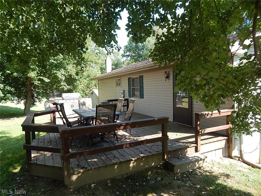 M & E Acres - Residential