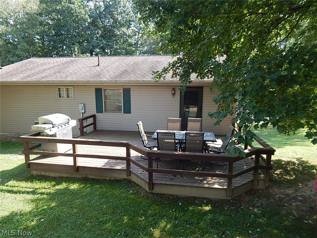 M & E Acres - Residential